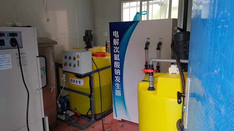 銅陵市體育中心采用我司次氯酸鈉發生器和加藥設備進行污水消毒處理