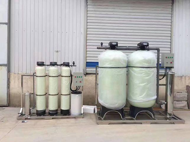 多介質(zhì)過(guò)濾罐